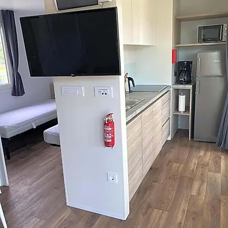 Victoria Mobilehome In Padova Premium Hotel Rab Town